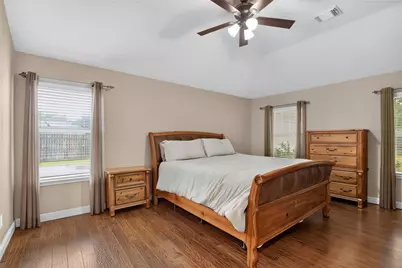 18206 Kings Row, Houston, TX 77058 - Photo 21