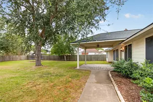 18206 Kings Row, Houston, TX 77058 - Photo 5