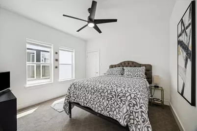 5021 Creekmont Drive, Houston, TX 77091 - Photo 15