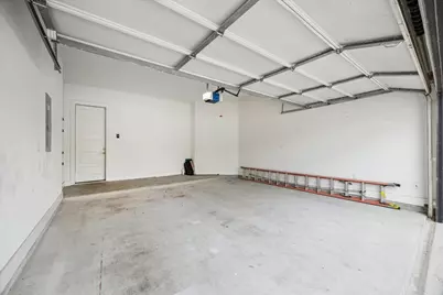 5021 Creekmont Drive, Houston, TX 77091 - Photo 25