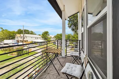 5021 Creekmont Drive, Houston, TX 77091 - Photo 13