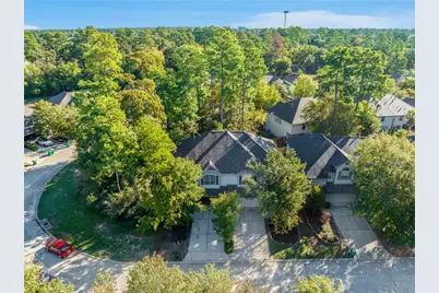 111 W Burberry Circle, Conroe, TX 77384 - Photo 35