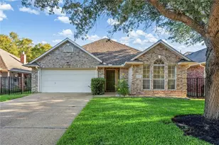 1315 Wilshire Ct, College Station, TX 77845 - Photo 25