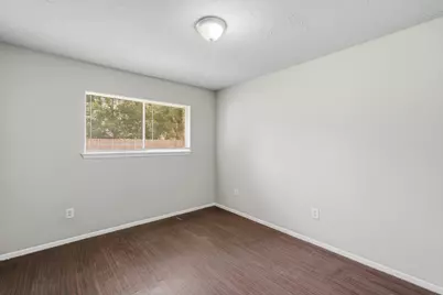 11307 Whittingham Lane, Houston, TX 77099 - Photo 11