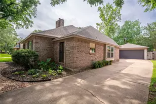18315 Forest Town Dr, Houston, TX 77084 - Photo 5