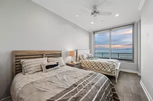 801 E Beach Dr, Galveston, TX 77550 - Photo 25