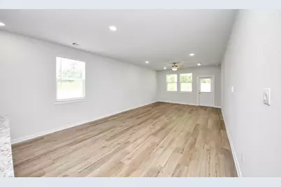 25964 Liberation Road, Cleveland, TX 77328 - Photo 13