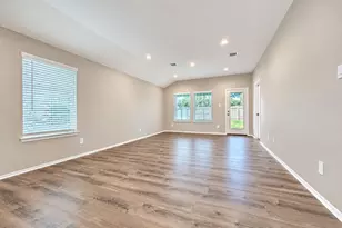 22539 Aspen Tarn Trl, Spring, TX 77373 - Photo 5
