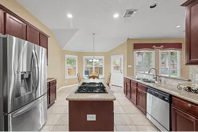 101 Woodmont Drive, Conroe, TX 77356 - Photo 11