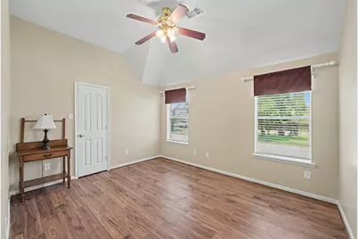 101 Woodmont Drive, Conroe, TX 77356 - Photo 21