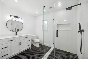 9711 Braewick Dr, Houston, TX 77096 - Photo 19