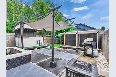 7923 Bonaire Street, Houston, TX 77028 - Photo 31