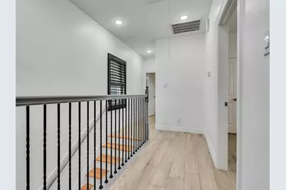 7923 Bonaire Street, Houston, TX 77028 - Photo 19
