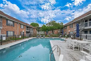 2350 Bering Dr, Houston, TX 77057 - Photo 15