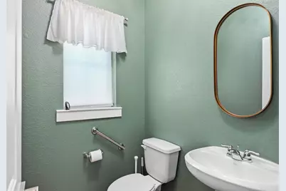 13105 Sapphire Lake Lane, Texas City, TX 77568 - Photo 7