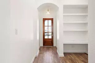 13105 Sapphire Lake Ln, Texas City, TX 77568 - Photo 5