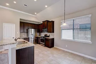 25151 Alina Ln, Spring, TX 77386 - Photo 9