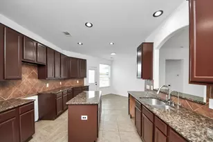 5419 Peppermint Ln, Baytown, TX 77521 - Photo 17