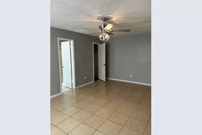 10106 Prairie Mist Street, Houston, TX 77088 - Photo 13