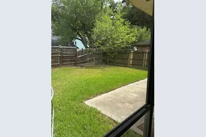 10106 Prairie Mist Street, Houston, TX 77088 - Photo 9