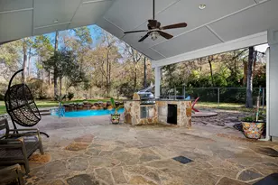 44 Lake Forest Cir, Conroe, TX 77384 - Photo 33