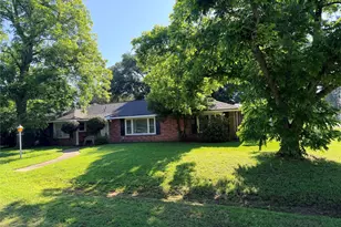 1506 Smith Street St, Waller, TX 77484 - Photo 1