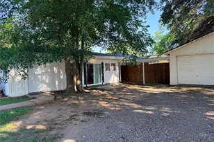 1506 Smith Street St, Waller, TX 77484 - Photo 5