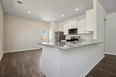 15858 Berry Hill Drive, Conroe, TX 77303 - Photo 5