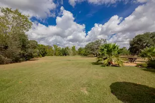 8142 Fm 1447 W, Yoakum, TX 77995 - Photo 27