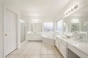 9211 Memorial Hills Dr, Spring, TX 77379 - Photo 9