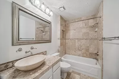 30 Skyland Place, The Woodlands, TX 77381 - Photo 13