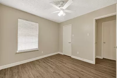 12322 Meadow Ridge Drive, Stafford, TX 77477 - Photo 27