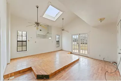 222 E Southland Avenue, Alvin, TX 77511 - Photo 17