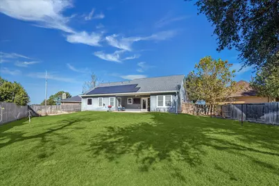 313 Regal Court, Bellville, TX 77418 - Photo 15