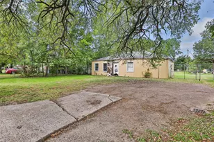 1514 Cheston Dr, Houston, TX 77029 - Photo 3