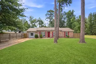1835 S 3rd St, Conroe, TX 77301 - Photo 1