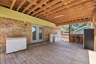 1835 S 3rd St, Conroe, TX 77301 - Photo 25