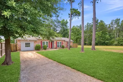 1835 S 3rd Street, Conroe, TX 77301 - Photo 3