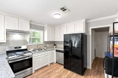 1835 S 3rd Street, Conroe, TX 77301 - Photo 13