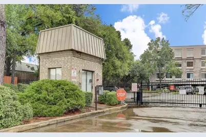 2207 S Braeswood Boulevard #42J, Houston, TX 77030 - Photo 15