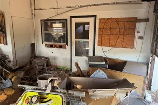 5802 Carancahua St, Sargent, TX 77414 - Photo 7