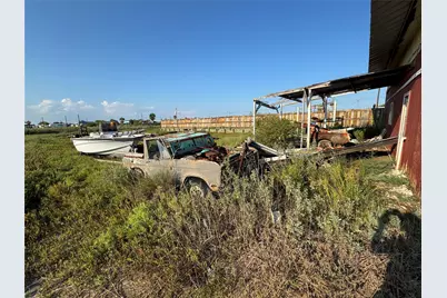 5802 Carancahua Street, Sargent, TX 77414 - Photo 31