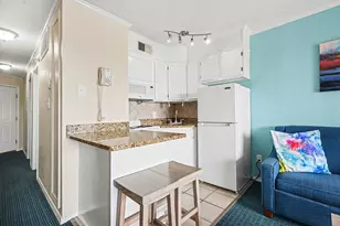 6102 Seawall Blvd, Galveston, TX 77551 - Photo 7