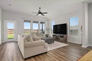 2423 Seneca Lk Dr, Texas City, TX 77568 - Photo 19