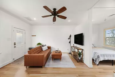 945 Dorothy Street, Houston, TX 77008 - Photo 21