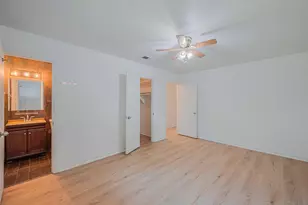 12206 Ashcroft Dr, Houston, TX 77035 - Photo 25