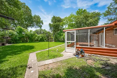 12206 Ashcroft Drive, Houston, TX 77035 - Photo 33