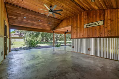 921 Falling Leaf Drive, Friendswood, TX 77546 - Photo 43