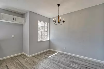 8623 Valley Forest Drive, Houston, TX 77078 - Photo 13