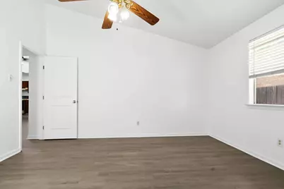 6922 Skyline Park Drive, Katy, TX 77449 - Photo 15